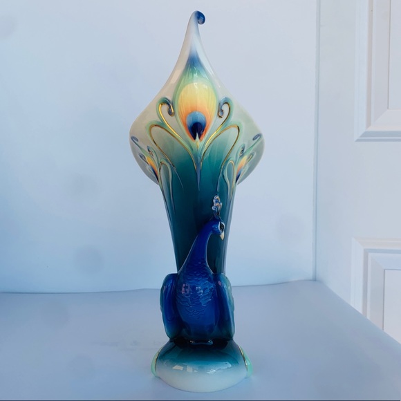kathy ireland Accents Vintage Franz Porcelain Peacock Splendor Vase